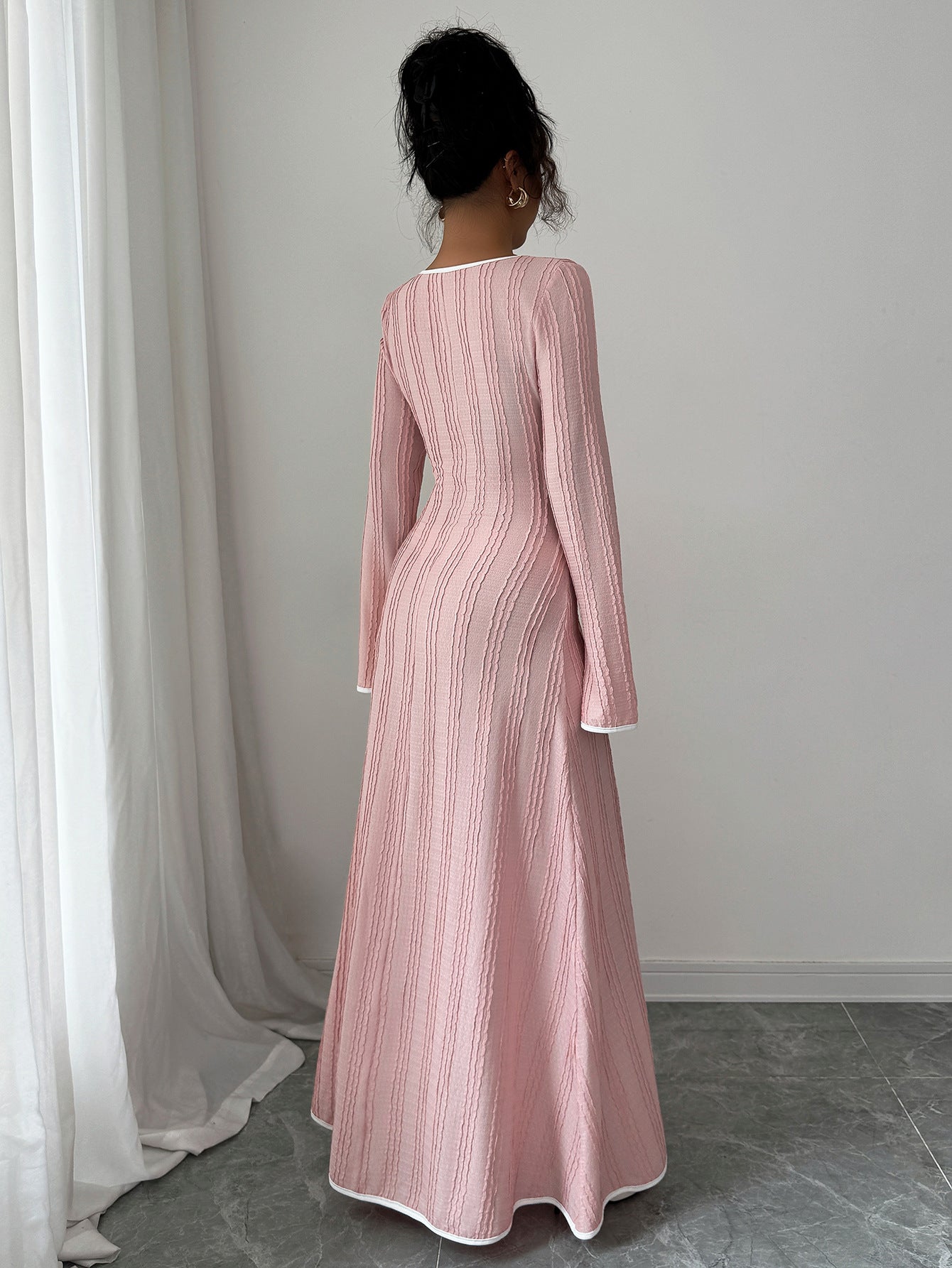 Robe Diana Chic Raffinée à Manches Longues