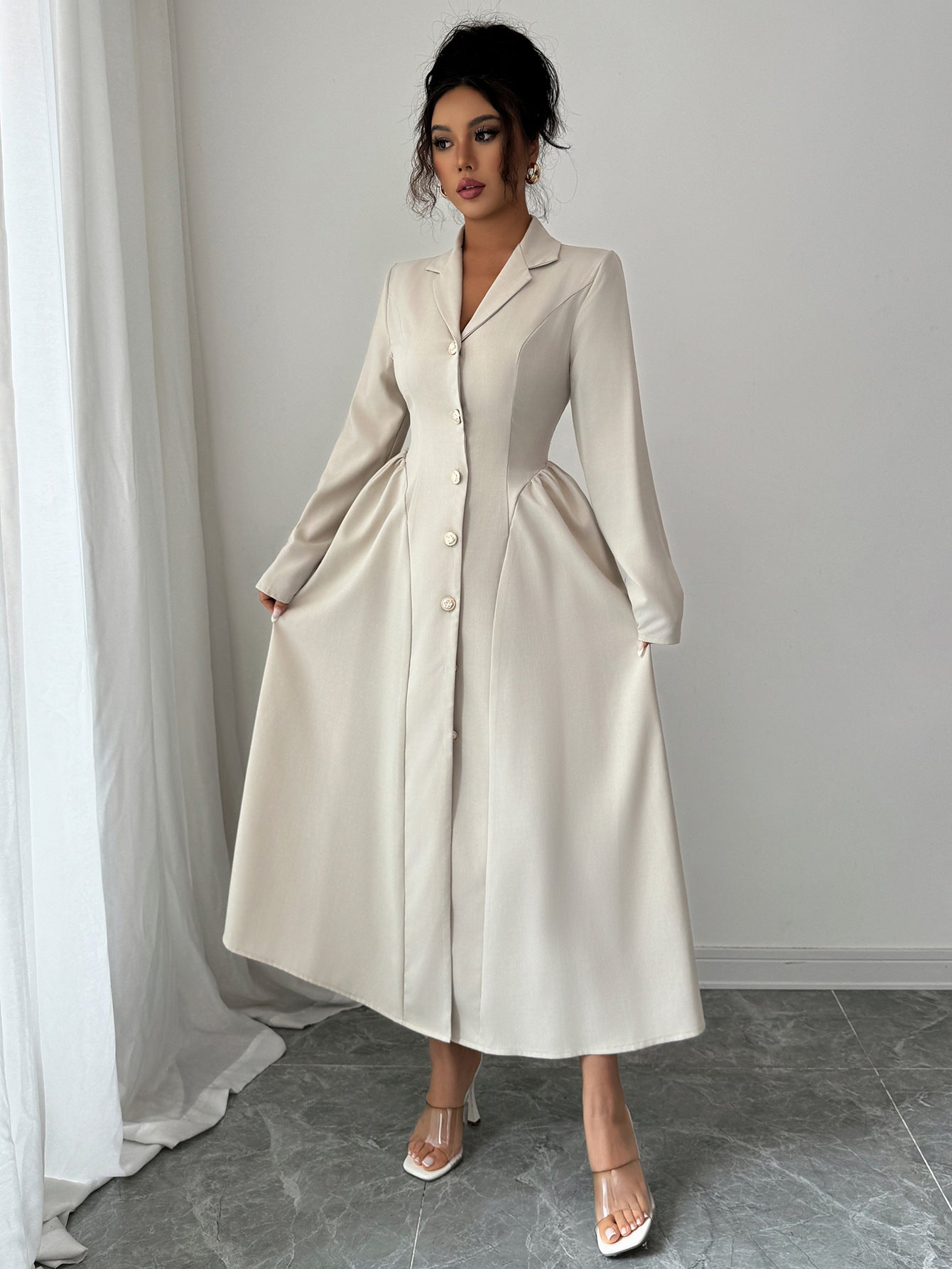 Robe Valentina – Longue Élégante à Col V Profond
